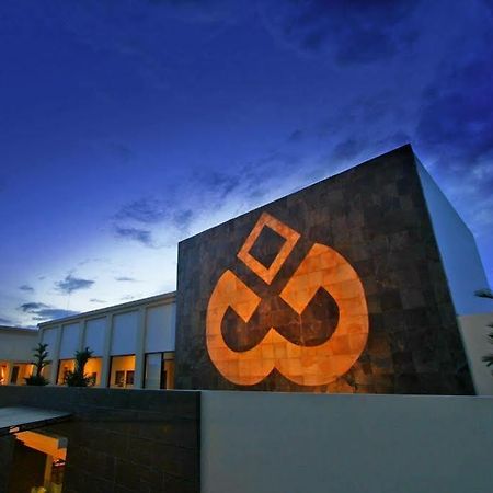 Gowongan Inn Yogyakarta Exterior photo