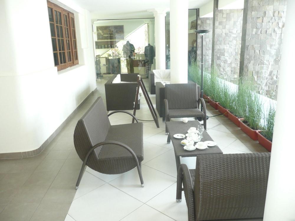 Gowongan Inn Yogyakarta Exterior photo